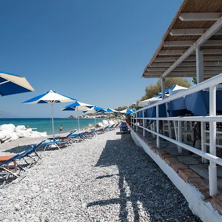 Feriehus Spacious Two Bedroom Beach Melíssion