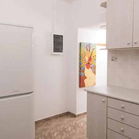 Spacious Two Bedroom Beach *
